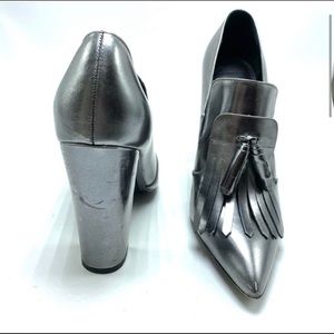 Alice & Olivia Loafer Heels. Size 38. Pre- owned adorable loafers